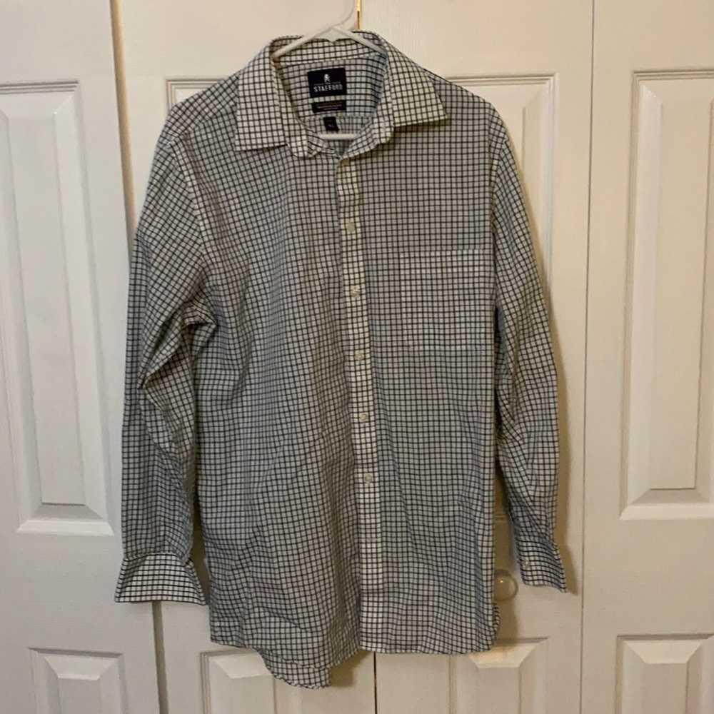Stafford Broadcloth Men’s Dress Shirt